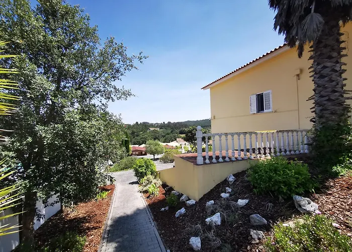 Casa de Férias Limao Cela (Leira)